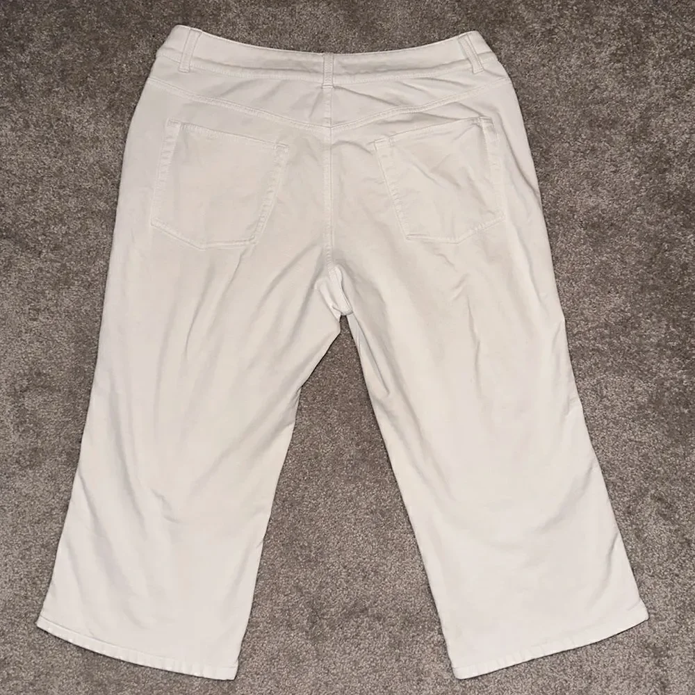 Coldwater Creek Cropped Jeans!